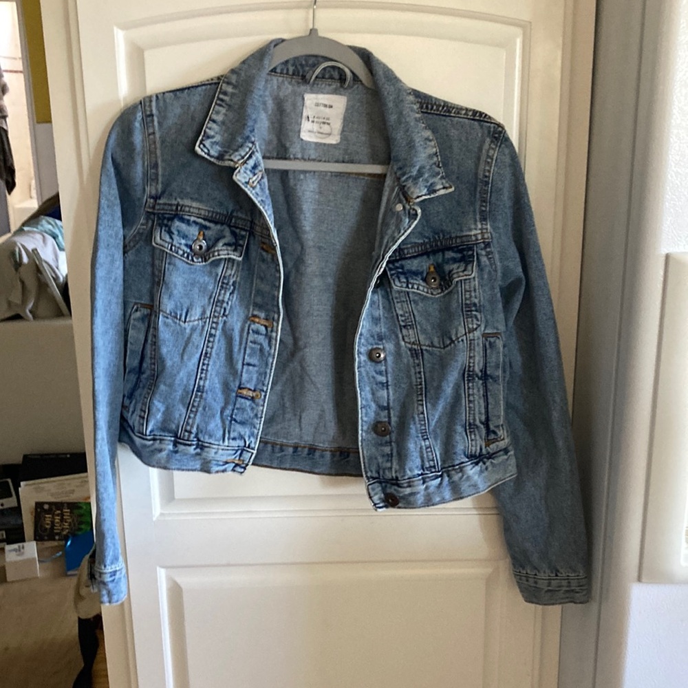 Cotton On Girlfriend Denim Jacket size 4
